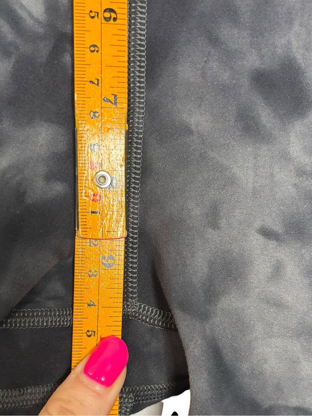 Lululemon Align High-Rise Crop 23"
Diamond Dye Pitch Grey Graphite Grey Size 4 - Picture 11 of 13
